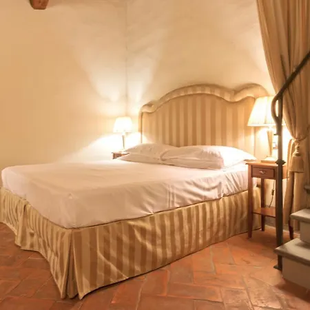 Badia Di Campoleone Farm stay